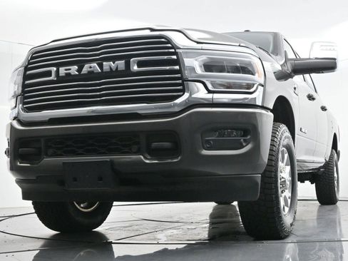 Used 2024 RAM 2500 Laramie AWD/4WD image 42