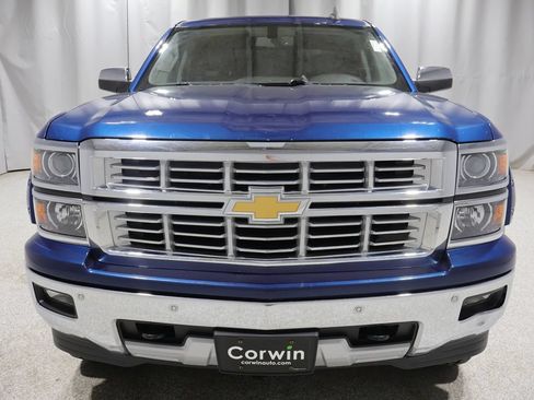 Used 2015 Chevrolet Silverado 1500 LTZ Z71 w/ LTZ Plus Package AWD/4WD image 8