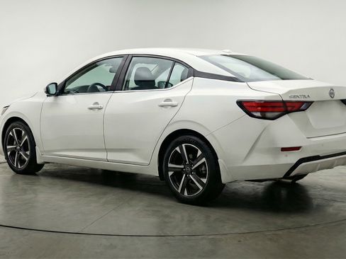 Used 2025 Nissan Sentra SV FWD image 6