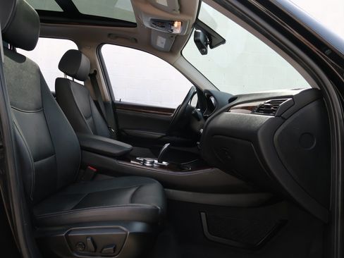 Used 2017 BMW X3 sDrive28i RWD image 20