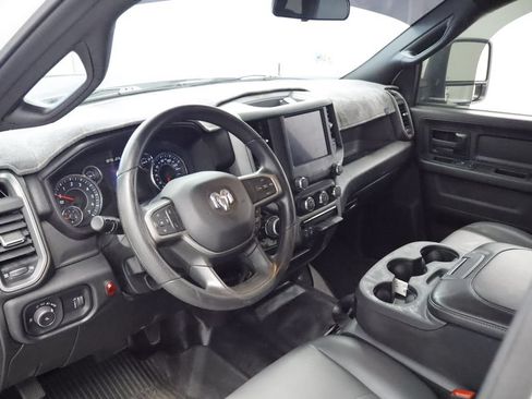 Used 2024 RAM 2500 Tradesman w/ Chrome Appearance Group AWD/4WD image 24