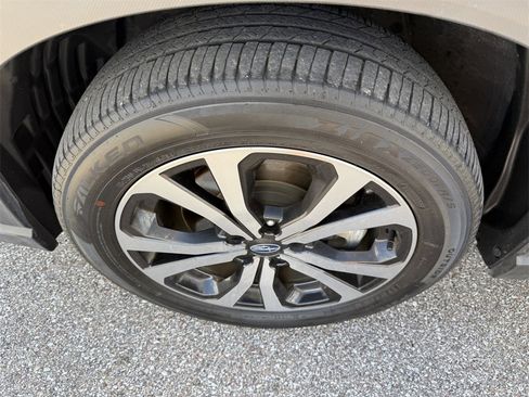 Used 2024 Subaru Forester Limited image 10
