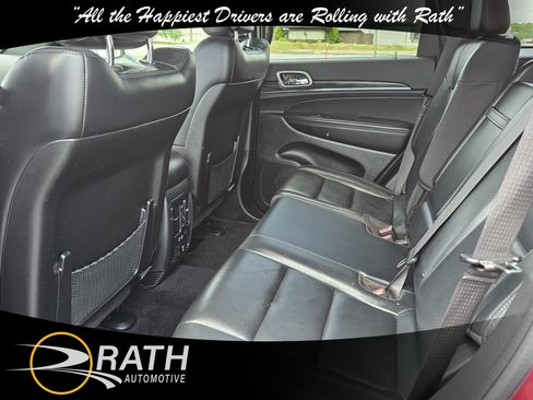 Used 2022 Jeep Grand Cherokee Limited AWD/4WD image 18