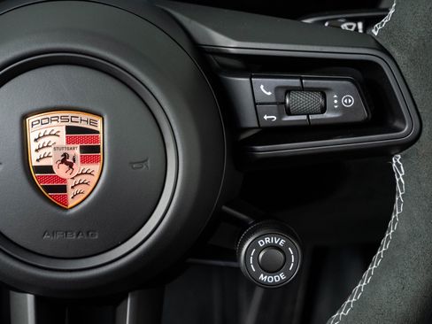 Certified 2026 Porsche 911 GT3 w/ Weissach Package RWD image 11