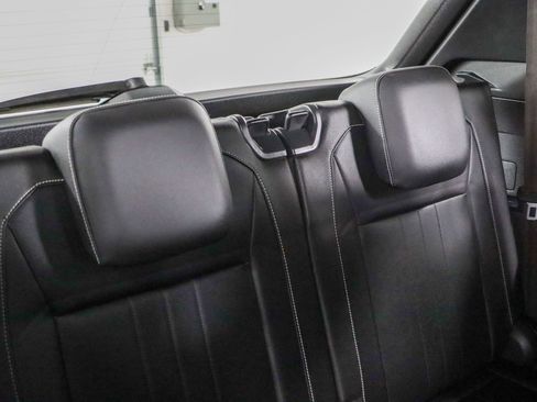 Used 2023 Volkswagen Tiguan SE R-Line FWD image 30