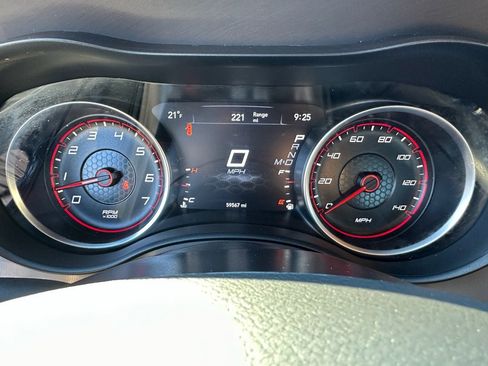 Used 2023 Dodge Charger SXT image 17