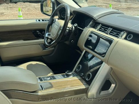 Used 2018 Land Rover Range Rover HSE AWD/4WD image 41
