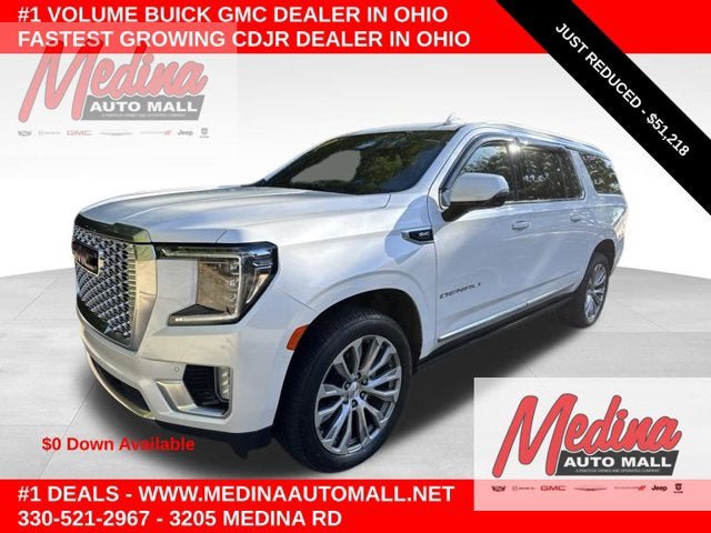 Used 2021 GMC Yukon XL Denali w/ Denali Premium Package AWD/4WD image 1