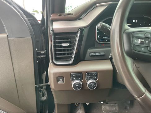 Used 2022 GMC Sierra 1500 Denali w/ Denali Reserve Package AWD/4WD image 14