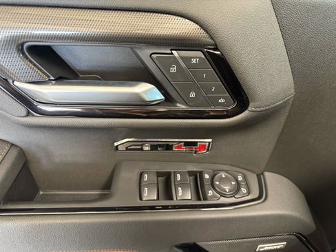 New 2026 GMC Sierra 1500 AT4 w/ AT4 Premium Package AWD/4WD image 18