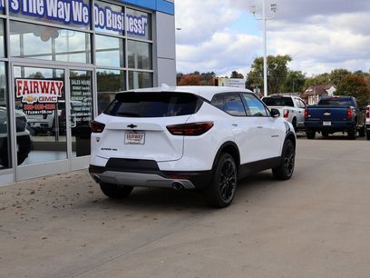 New 2025 Chevrolet Blazer LT w/ LPO, Black Sport Package