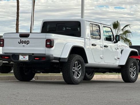 New 2026 Jeep Gladiator Mojave image 7