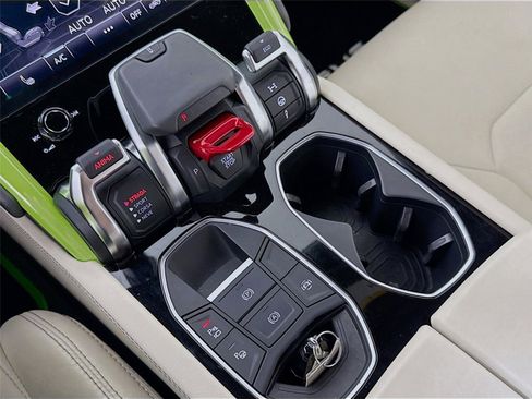 Used 2022 Lamborghini Urus image 22