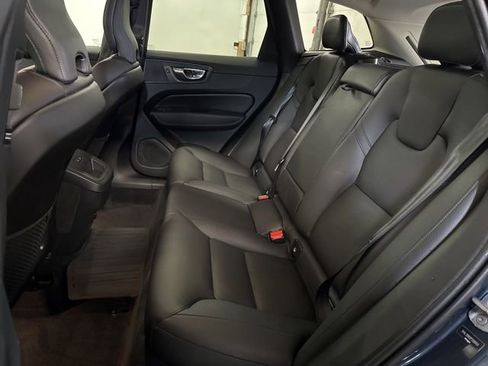 Certified 2023 Volvo XC60 B5 Plus w/ Climate Package image 16