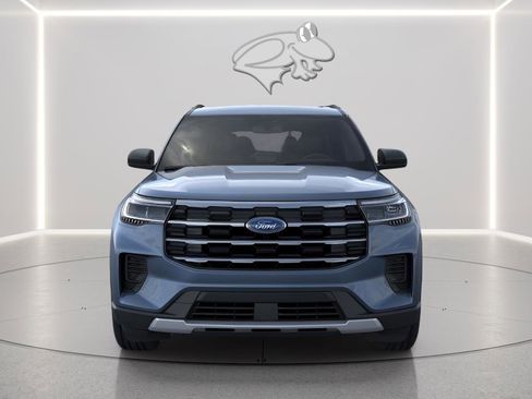 New 2026 Ford Explorer Active AWD/4WD image 8