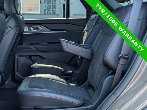 Certified 2026 Ford Explorer ST w/ Sun And Sound Package AWD/4WD image 15