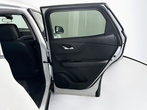 Used 2024 Chevrolet Blazer LT FWD image 30