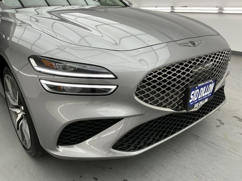 Used 2025 Genesis G70 2.5T image 24