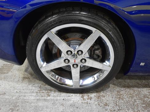 Used 2007 Chevrolet Corvette Convertible w/ Preferred Equipment Group image 60