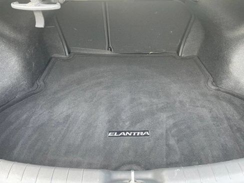 Used 2020 Hyundai Elantra SEL w/ Cargo Package (C1) FWD image 7