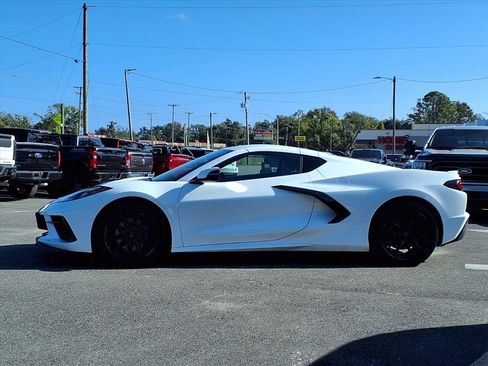 Used 2025 Chevrolet Corvette Stingray Coupe w/ 1LT image 4