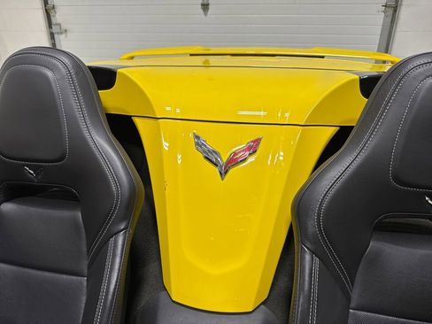 Used 2014 Chevrolet Corvette Stingray Convertible w/ 2LT Preferred Equipment Group image 15