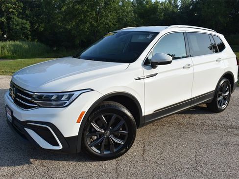 Used 2022 Volkswagen Tiguan SE image 13