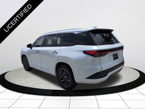 Certified 2024 Lexus TX 350 AWD w/ Captains Chair Package image 7