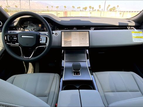 New 2026 Land Rover Range Rover Evoque S image 7