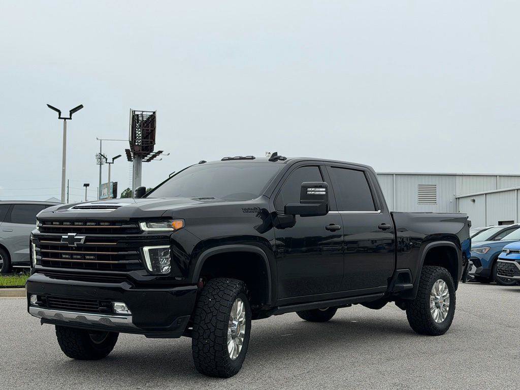 Used 2021 Chevrolet Silverado 2500 High Country w/ Z71 Off-Road Package AWD/4WD image 4