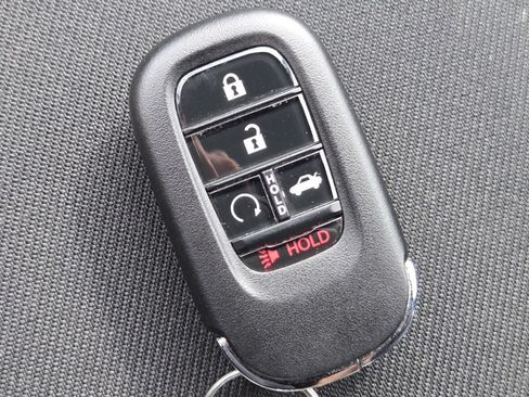 Certified 2025 Honda Civic Sport image 40