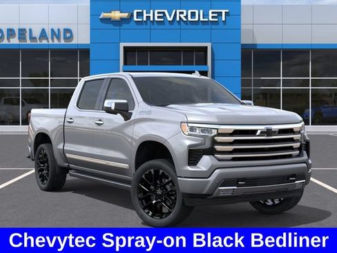 New 2026 Chevrolet Silverado 1500 High Country AWD/4WD image 8