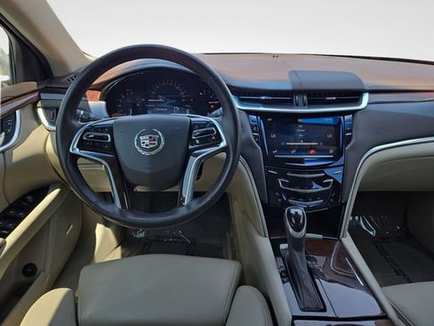 Used 2013 Cadillac XTS Luxury w/ Driver Awareness Package FWD image 10