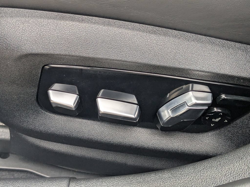 Used 2022 BMW M5 w/ Executive Package AWD/4WD image 6