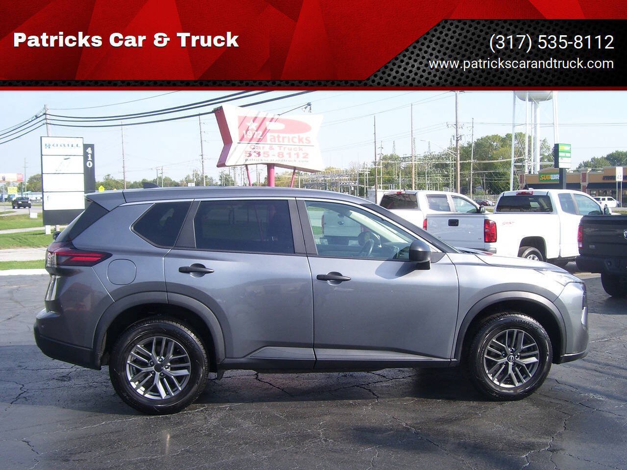 Used 2024 Nissan Rogue S AWD/4WD image 1
