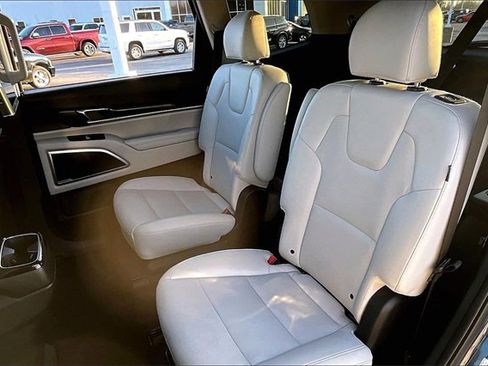 Used 2023 Kia Telluride S w/ S Sunroof Package image 22