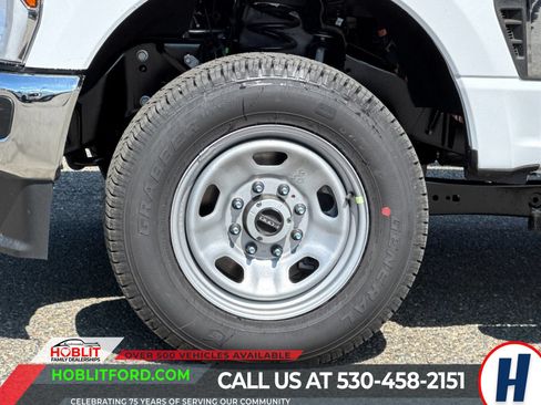 New 2026 Ford F350 XL w/ XL Chrome Package AWD/4WD image 27