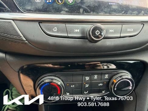 Used 2023 Buick Encore GX Preferred w/ Cold Weather Comfort Package FWD image 19