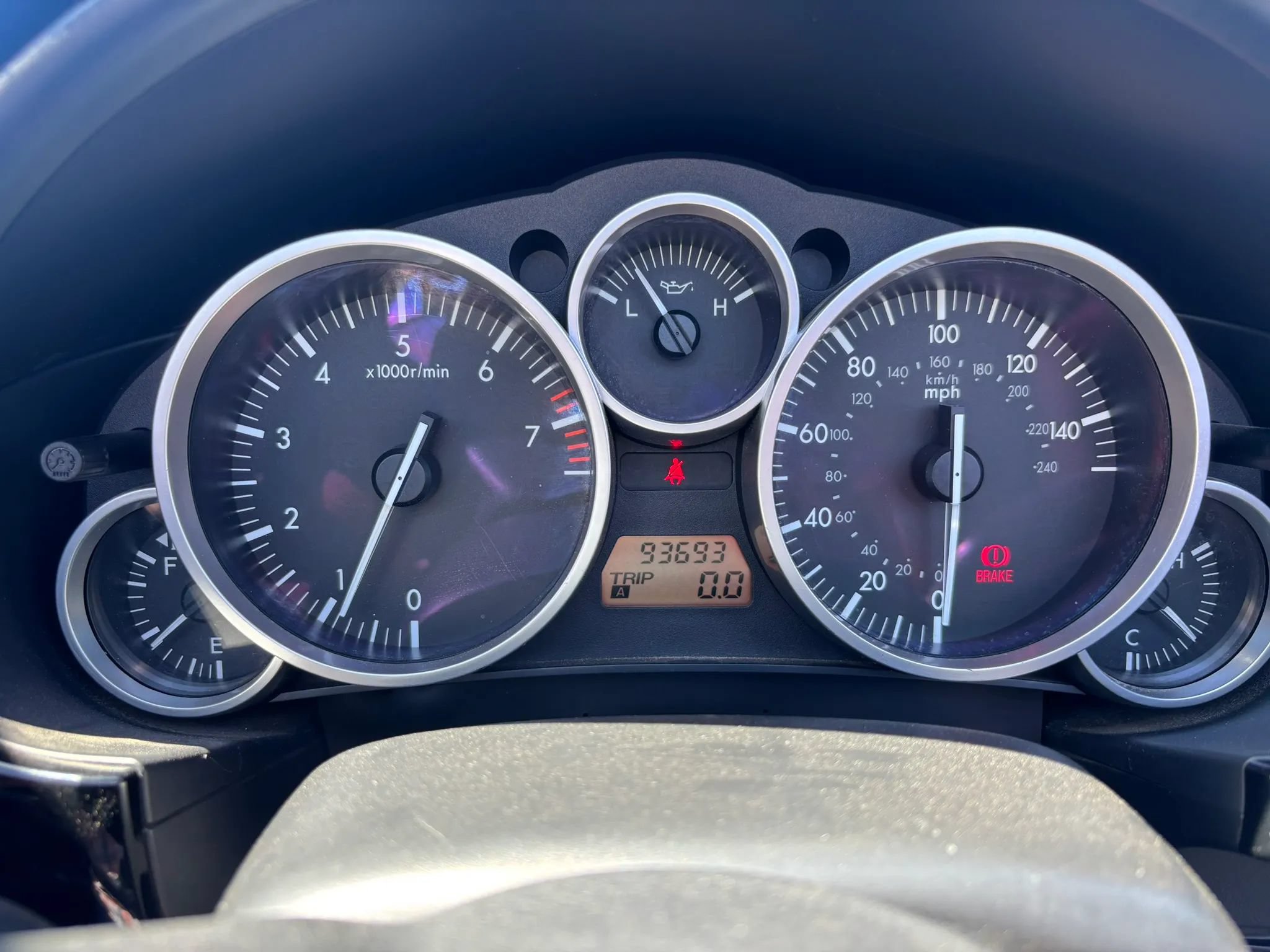 Used 2006 MAZDA MX-5 Miata Touring RWD image 3
