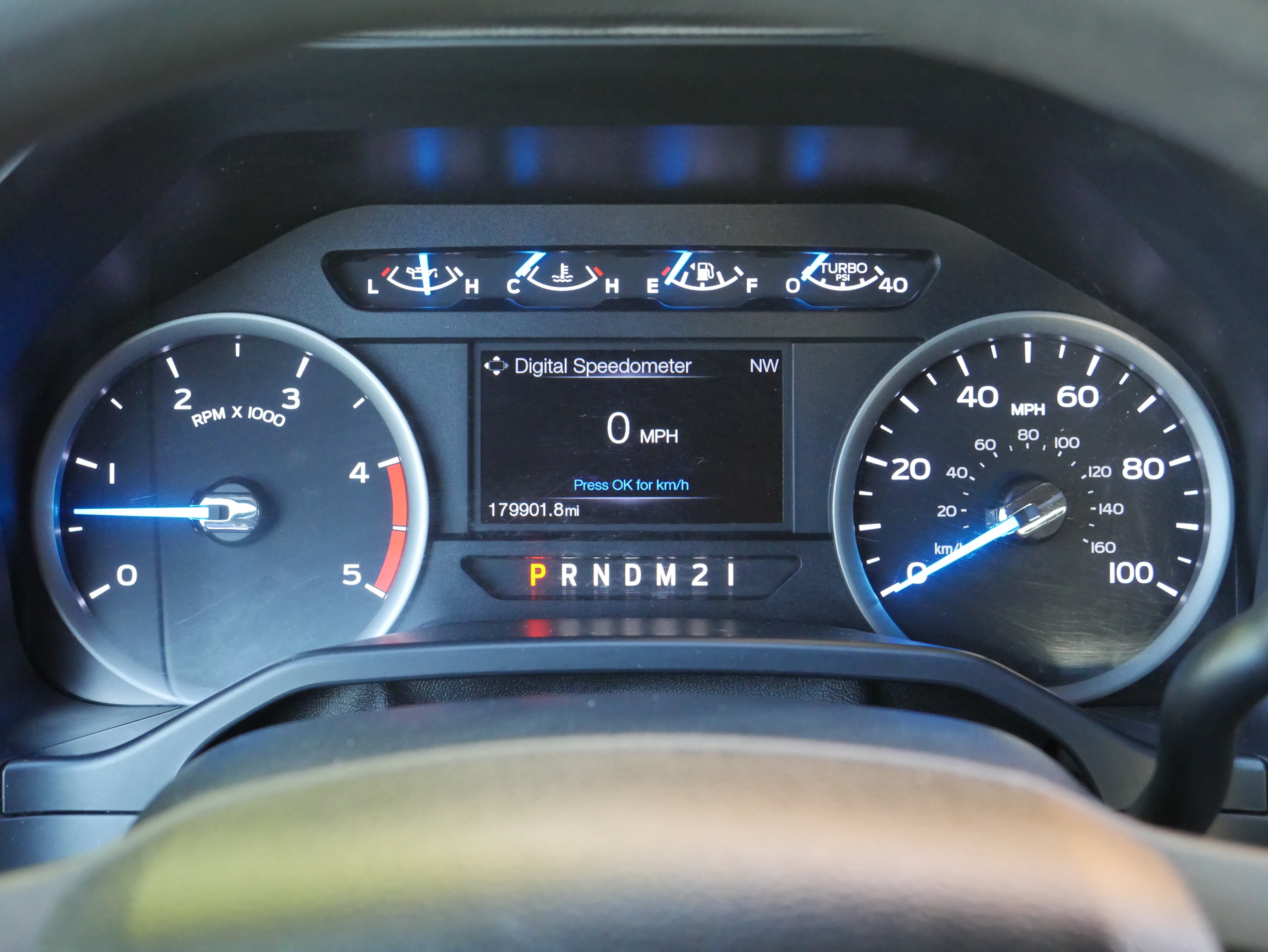Used 2017 Ford F250 XLT w/ XLT Premium Package AWD/4WD image 7