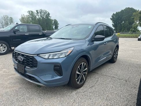 Certified 2024 Ford Escape ST-Line FWD image 6