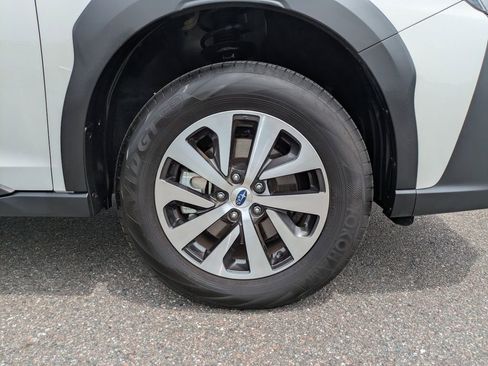 Used 2025 Subaru Outback image 10