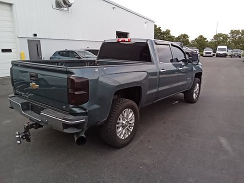 Used 2015 Chevrolet Silverado 2500 LT AWD/4WD image 3