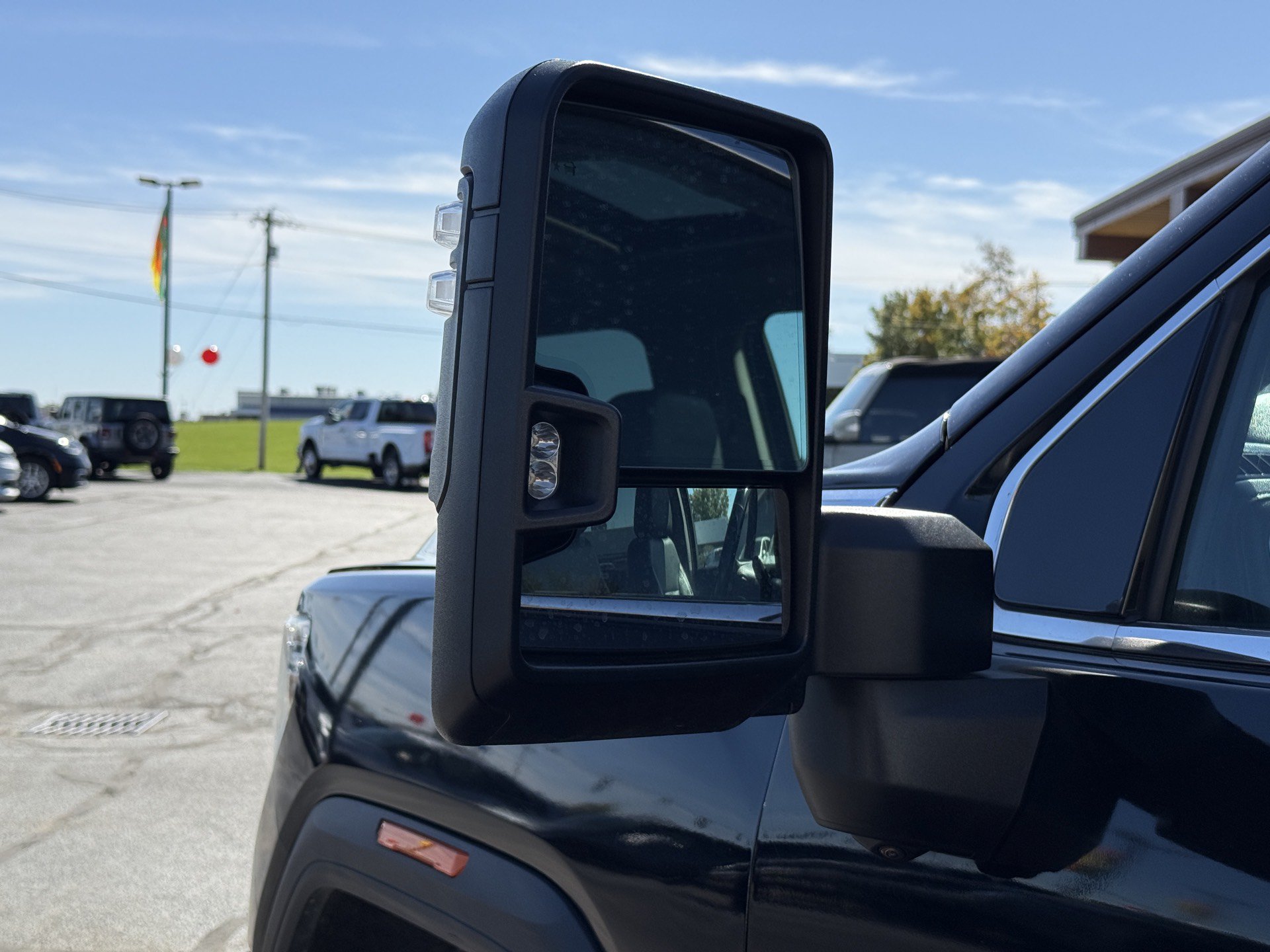 Used 2023 GMC Sierra 3500 Denali w/ Denali Ultimate Package AWD/4WD image 39