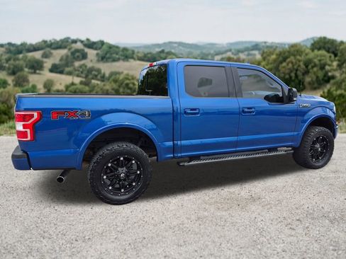 Used 2018 Ford F150 XLT w/ Equipment Group 302A Luxury AWD/4WD image 11
