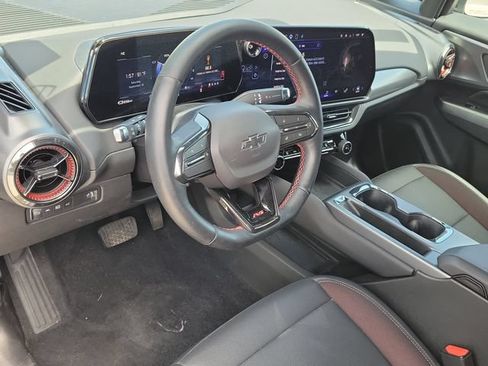 Used 2024 Chevrolet Equinox EV RS FWD image 19