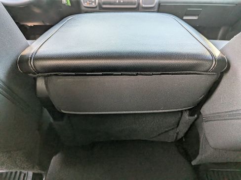 Used 2024 RAM 1500 Classic SLT image 16