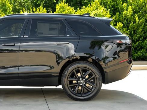 New 2026 Land Rover Range Rover Velar S AWD/4WD image 17