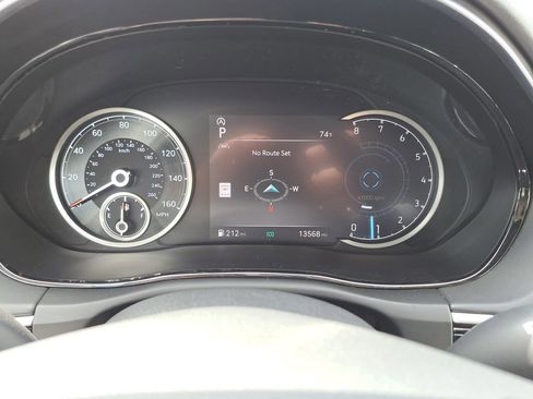 Used 2025 Genesis GV70 2.5T image 12