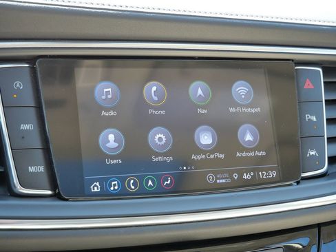 Used 2022 Buick Enclave Avenir w/ Avenir Technology Package image 40